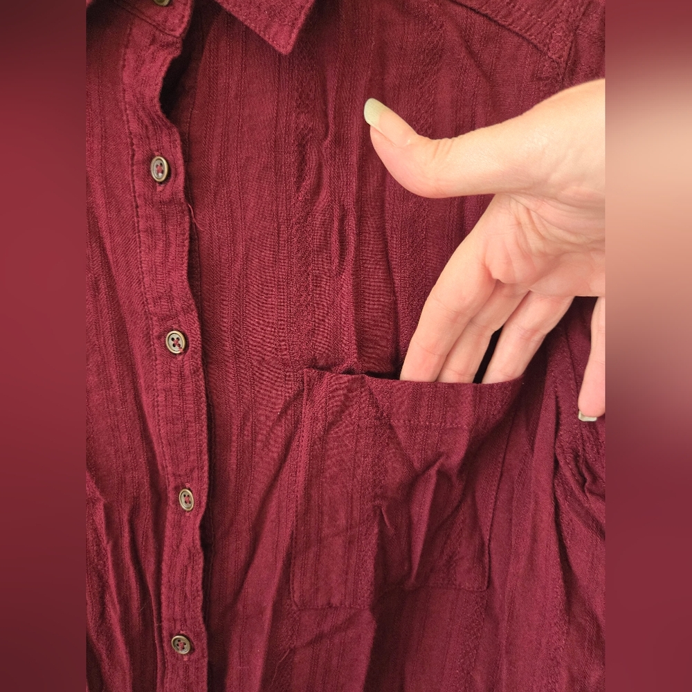 Women's Knox Rose Burgundy Embroidered Floral Button-Up Shirt Size M - Picture 10 of 16